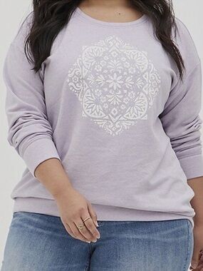 Torrid Lavender Mandala Graphic Pullover Crew Neck Size 0